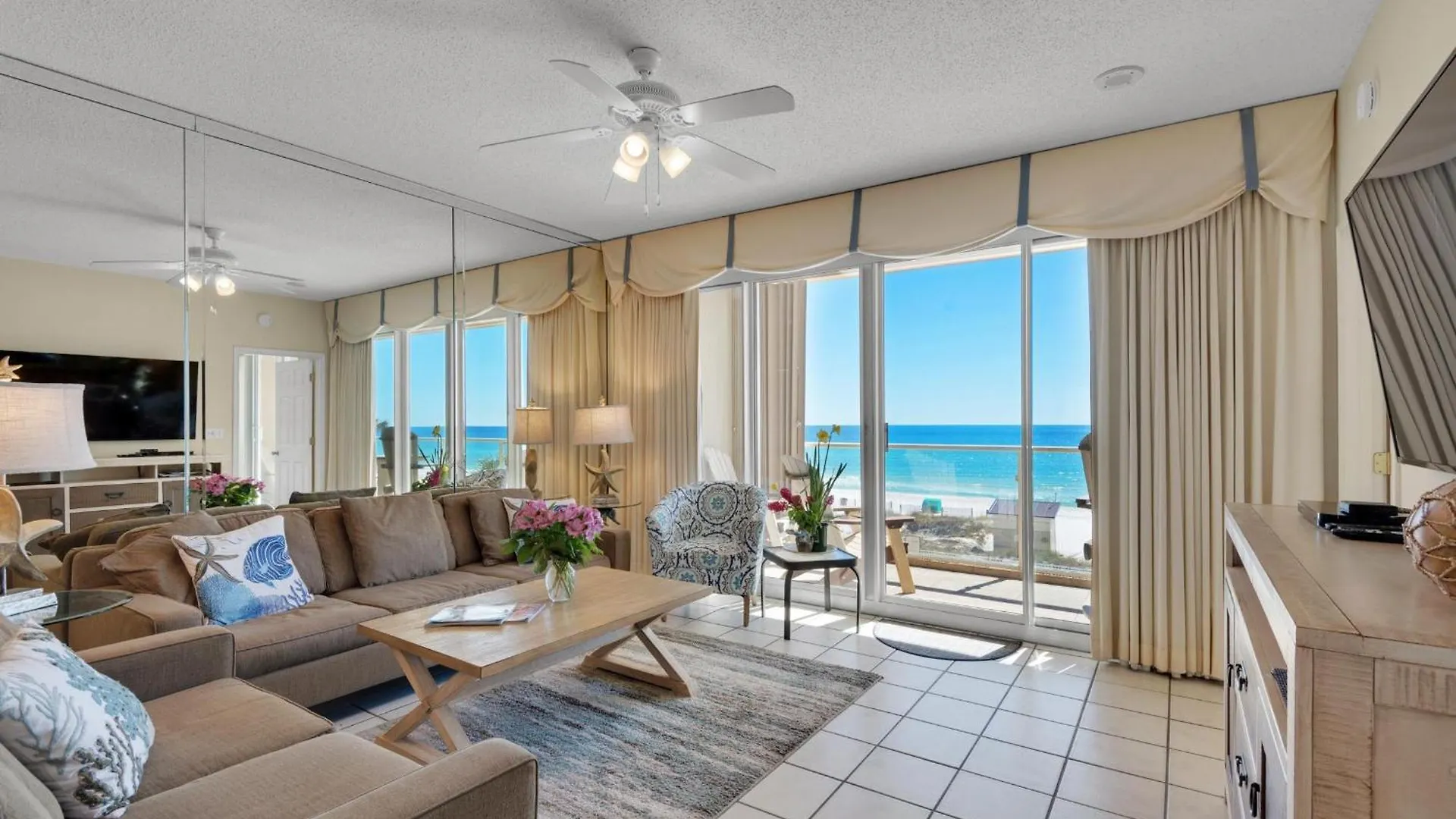 Apartment Sterling Sands 209