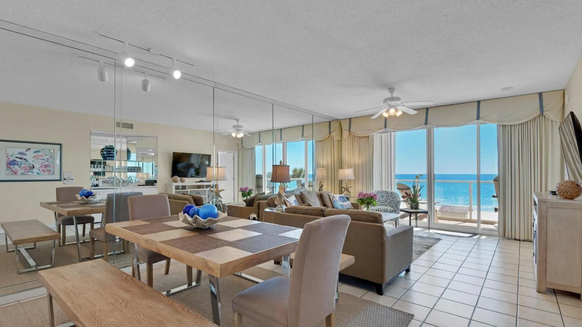 Sterling Sands 209 *