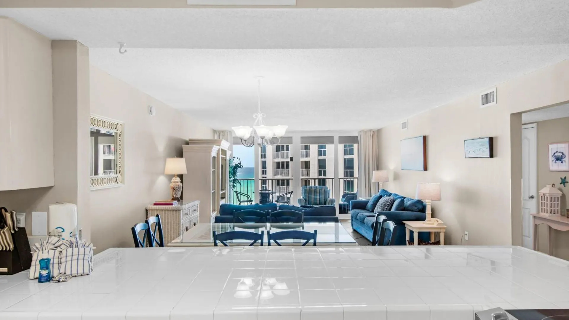 Shoreline Towers 1085 Apartment Destin