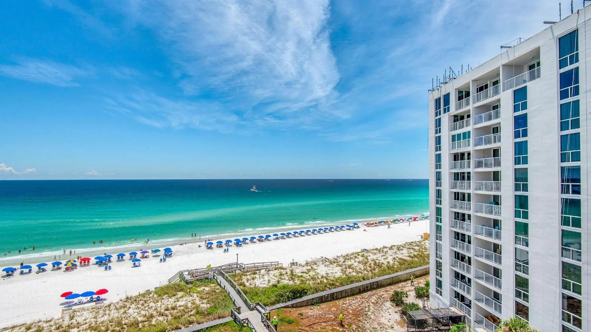 Shoreline Towers 1085 *