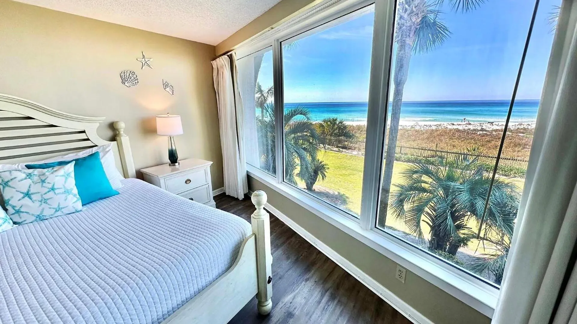 4216 Beachside Two Holiday home Destin