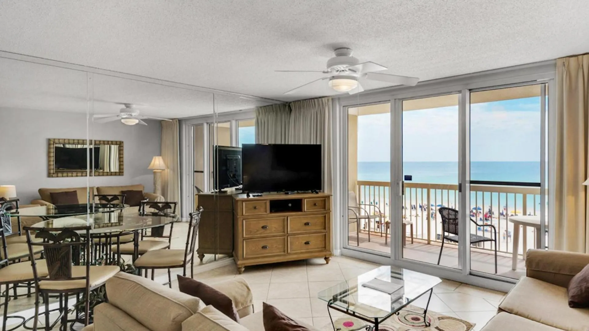 Pelican 405 * Destin