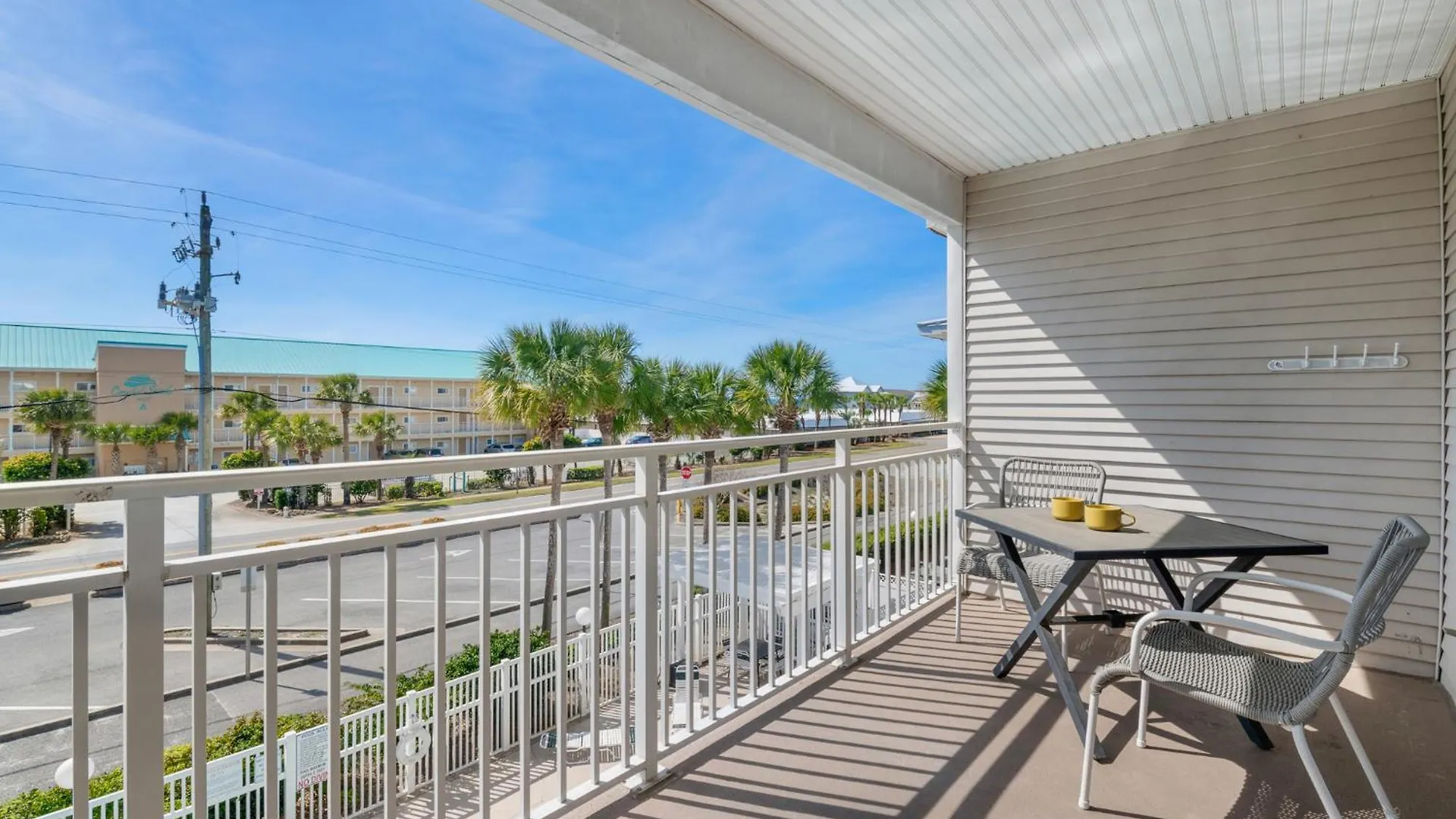 Apartment Swashbucklin' Swordfish - Steps To The