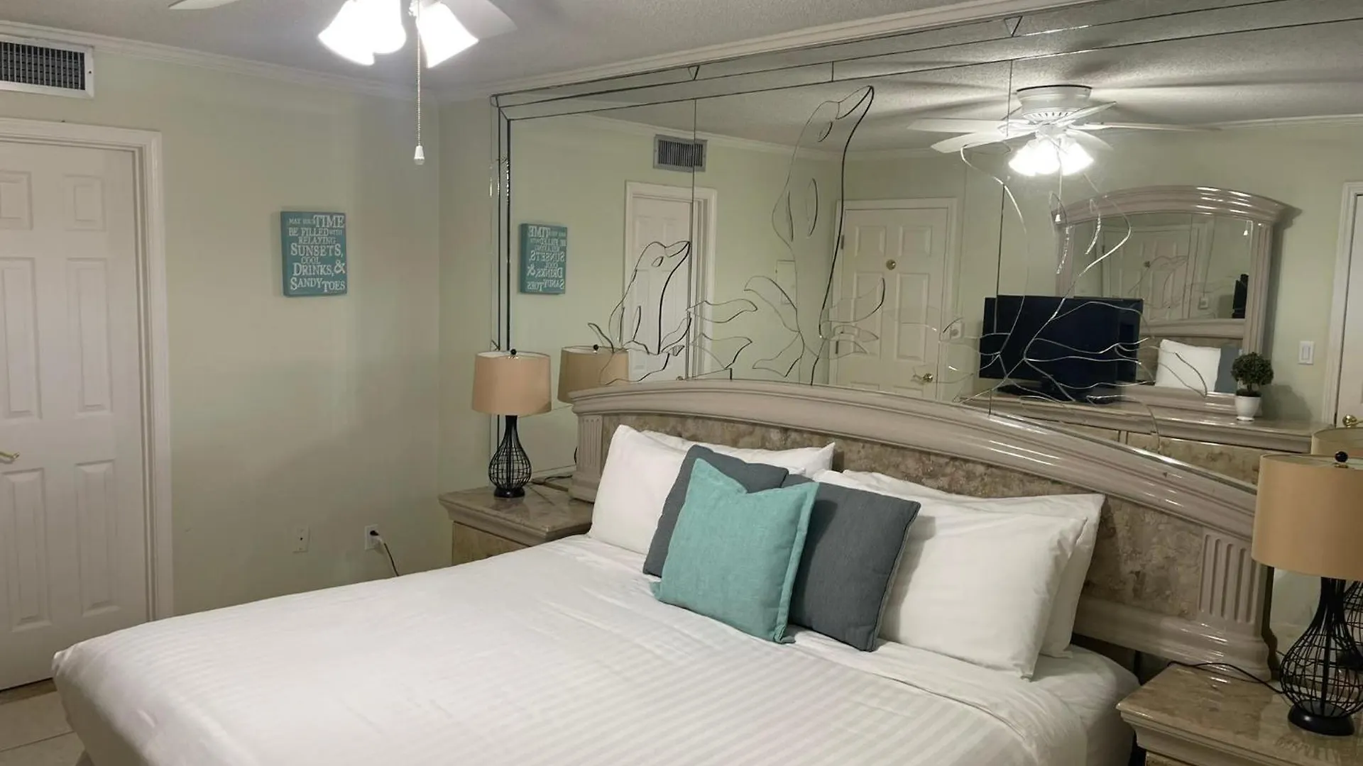 Surf And Racquet Unit 214 Holiday home Destin
