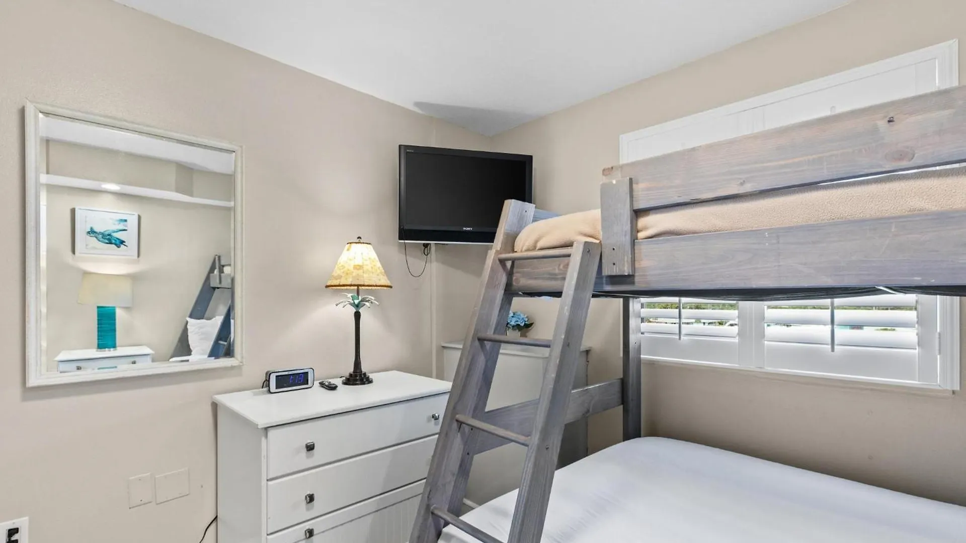 Sundestin Unit 1018 *