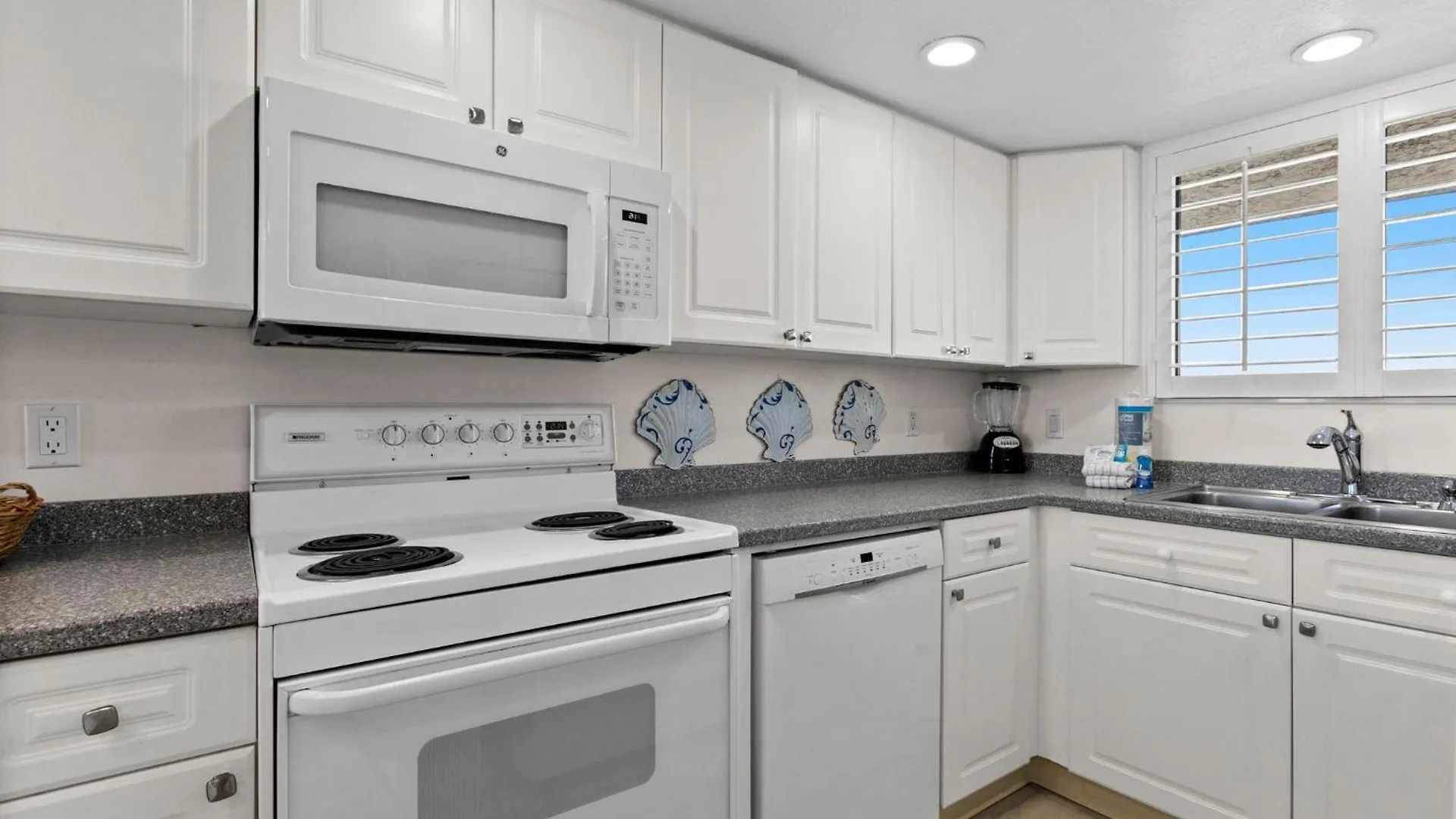 Sundestin Unit 1018 *