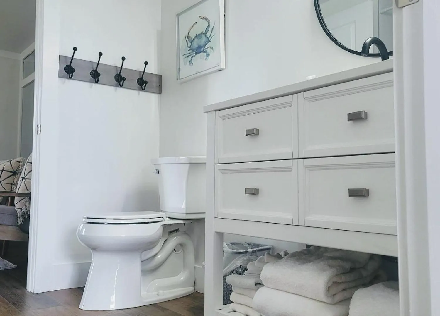 Hoosier Apartment *
