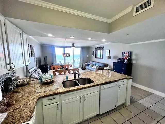 Apartment Pelican 0807 By Pelican Management