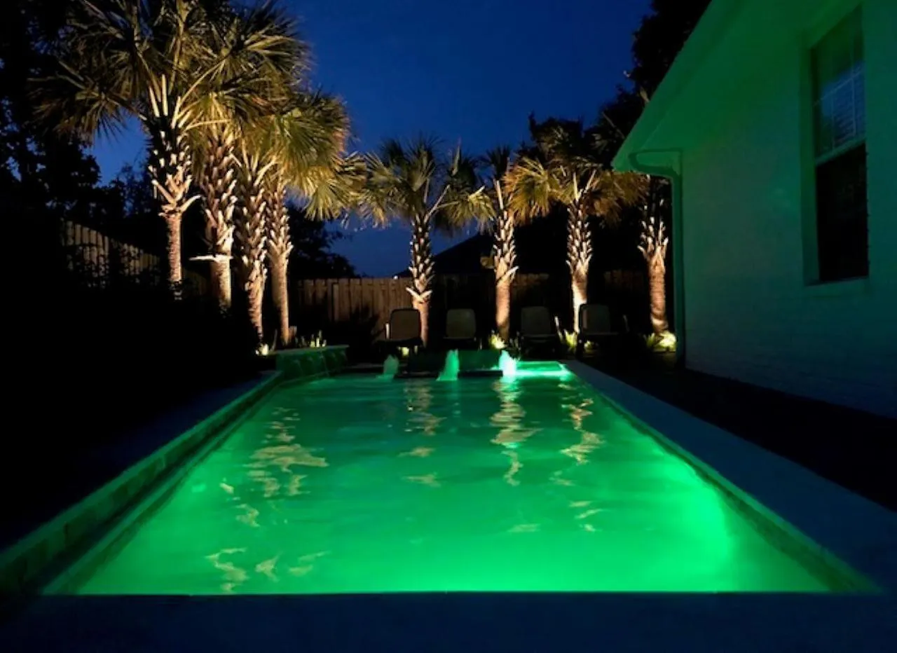 Beautiful Pet Friendly Home! New Tropical Pool, Opt Golf Cart And Pool Heat, Minutes To Holiday home *