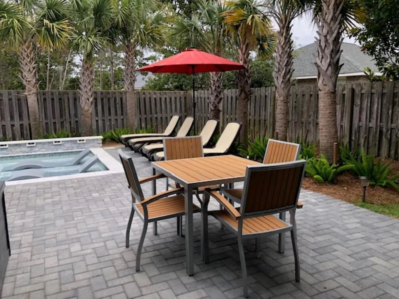 Beautiful Pet Friendly Home! New Tropical Pool, Opt Golf Cart And Pool Heat, Minutes To Holiday home Destin