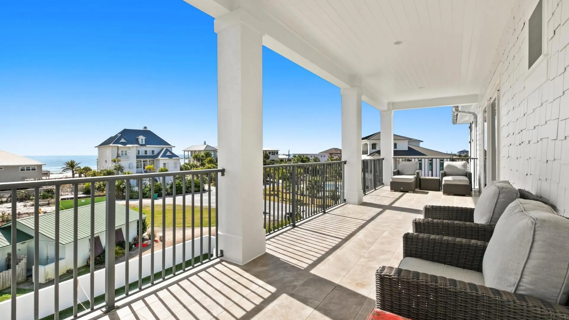 Holiday home Bourbon - Your Dream Vacation Destination