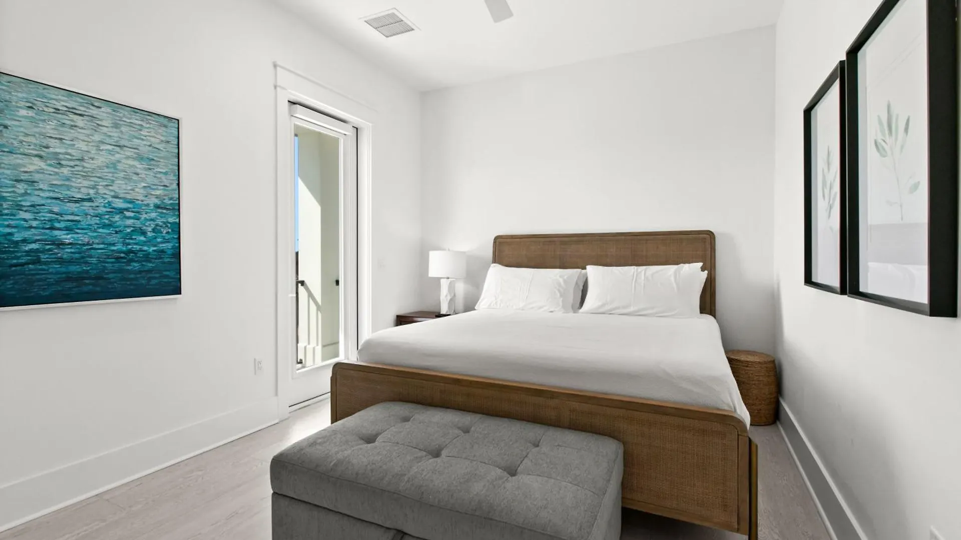 Whiskey House A Luxurious Retreat Holiday home *