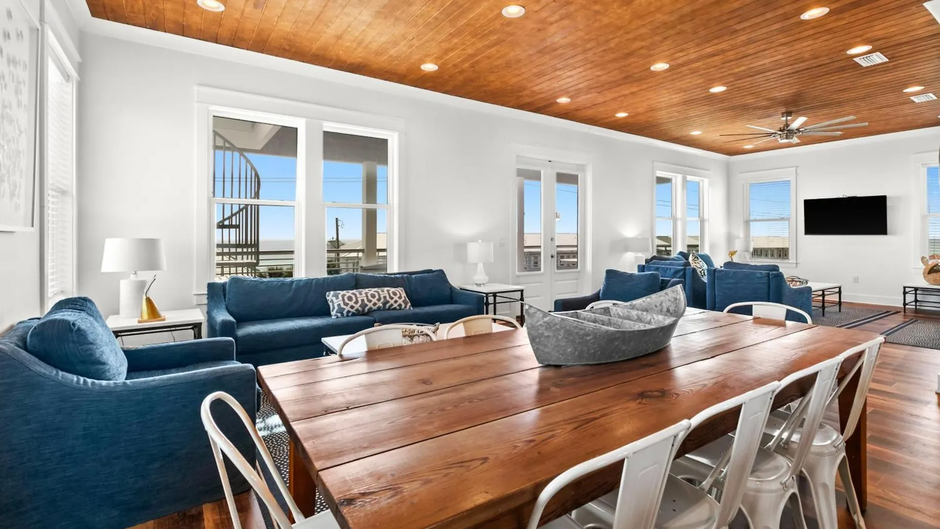 Blue Whale Your Luxury Beach Escape * Destin