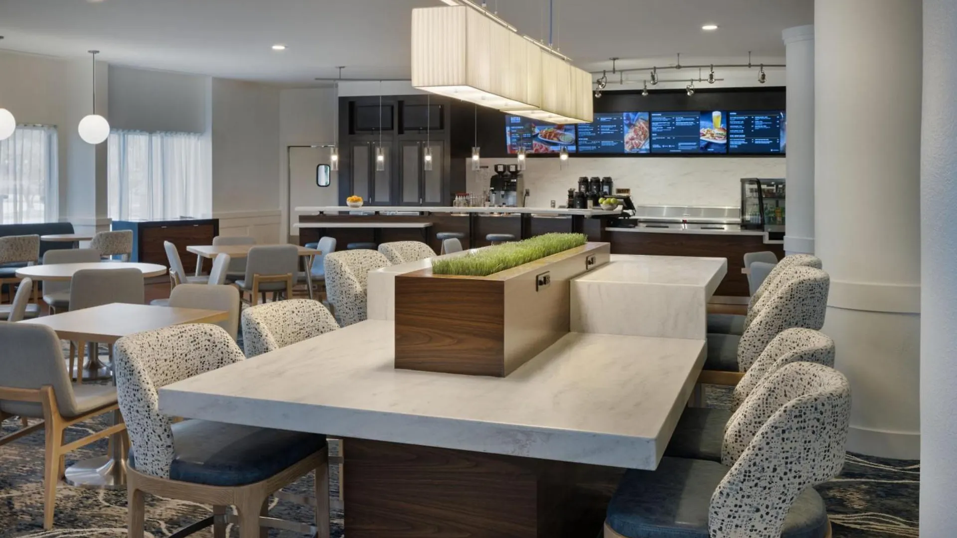 Courtyard By Marriott Sandestin At Grand Boulevard Hotel