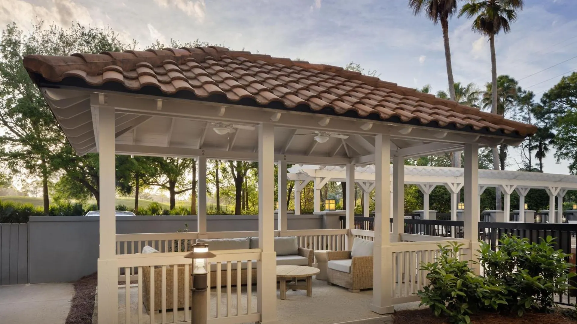 Courtyard By Marriott Sandestin At Grand Boulevard 3*