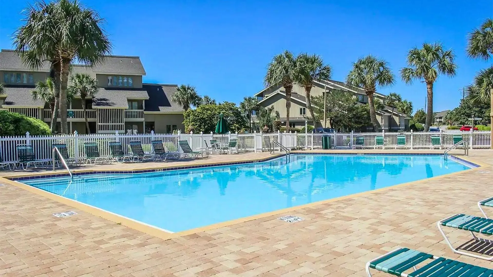 Holiday home Seascape Lakefront 310- Please