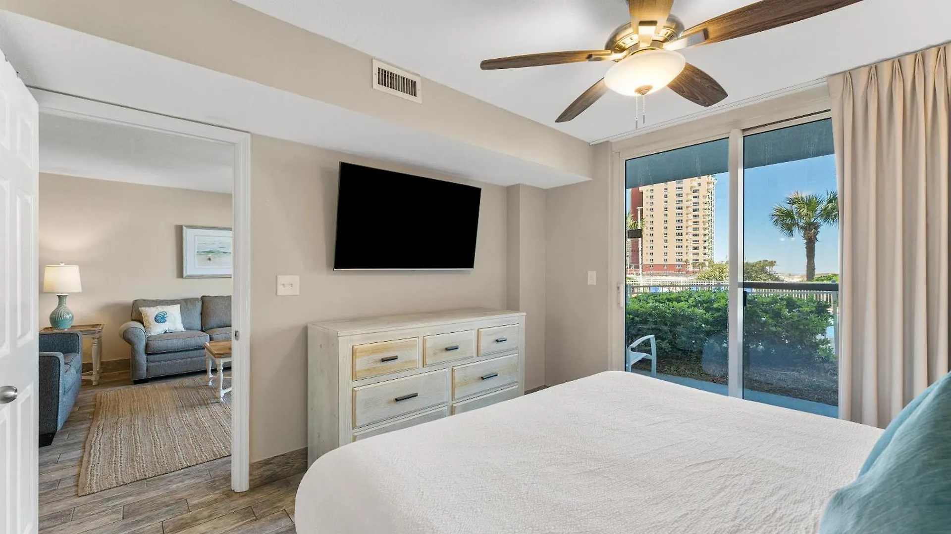 Pelican By Panhandle Getaways