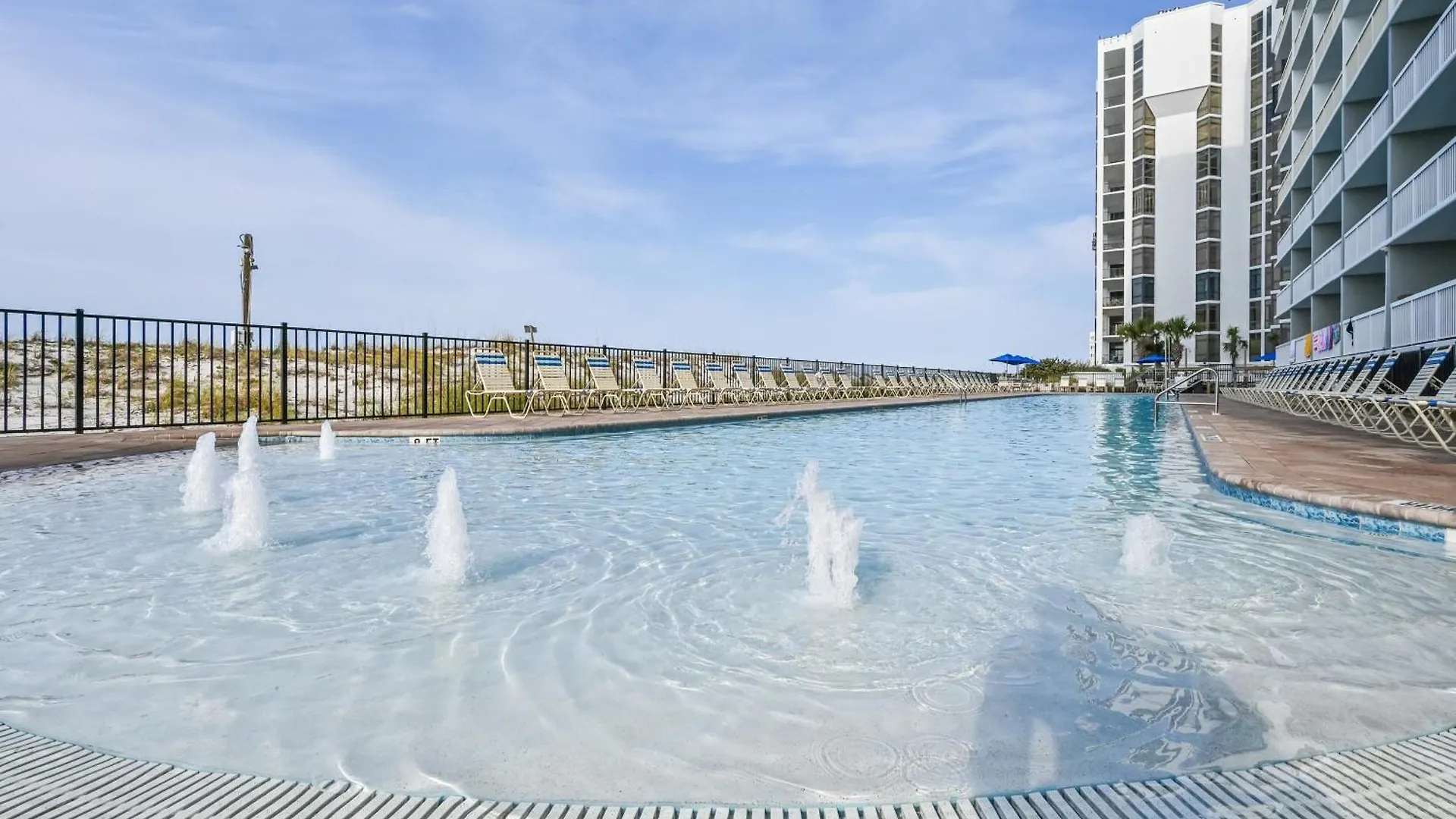 Apartment Pelican Pointe