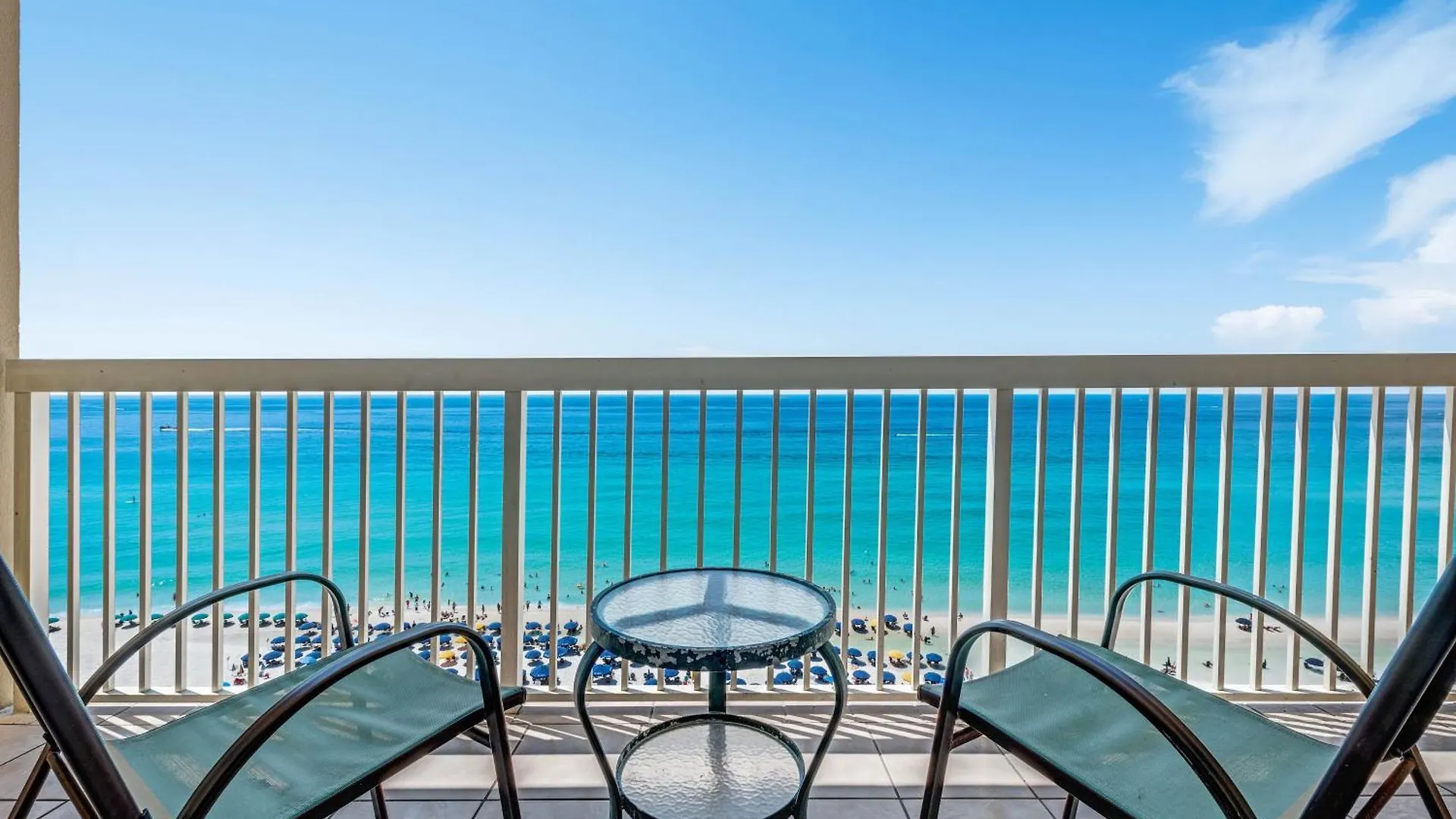 Pelican Pointe Apartment *