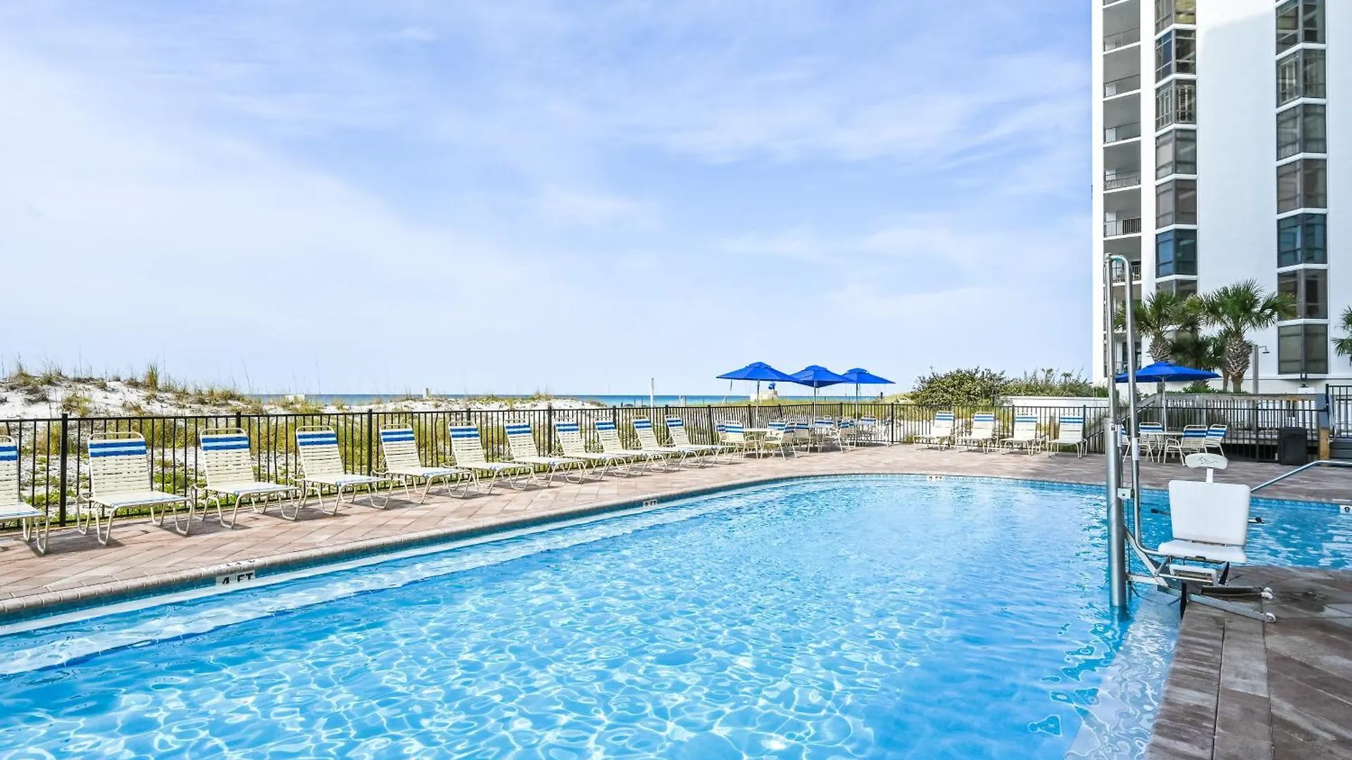 Apartment Pelican Pointe