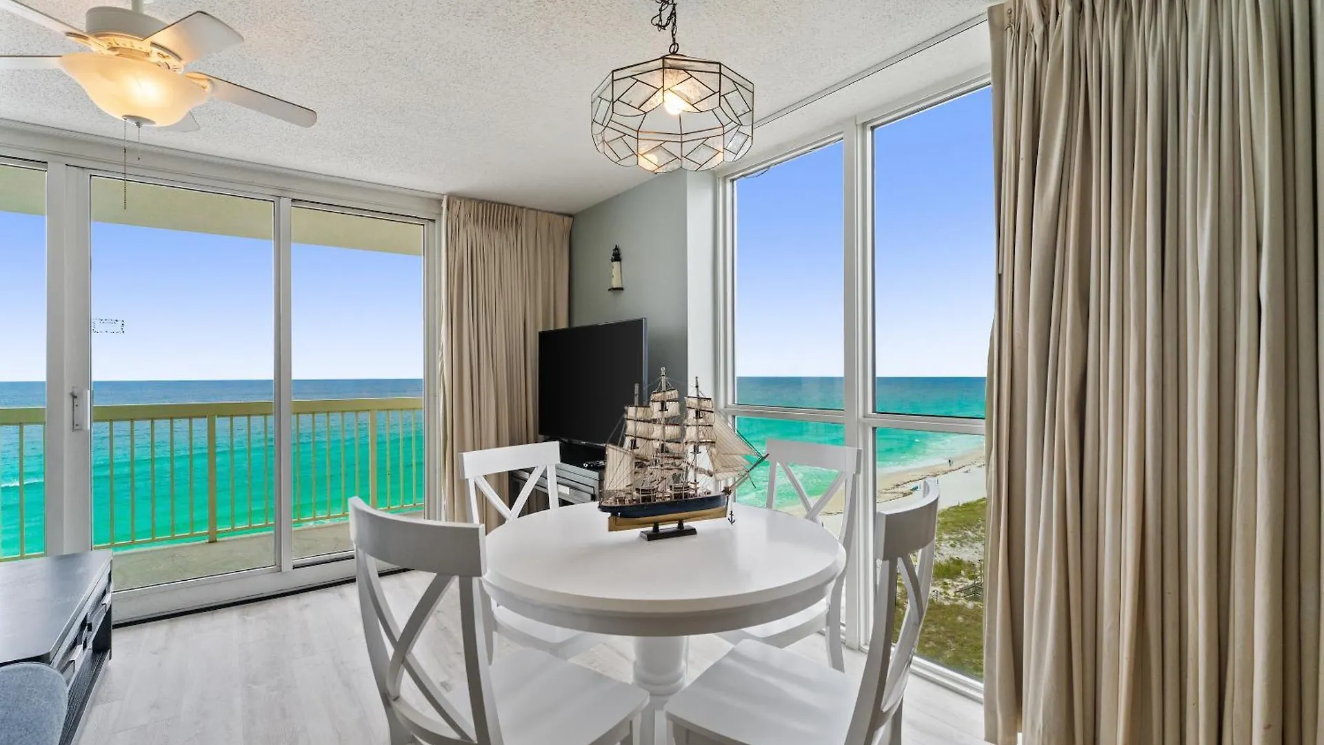 Pelican By Panhandle Getaways * Destin