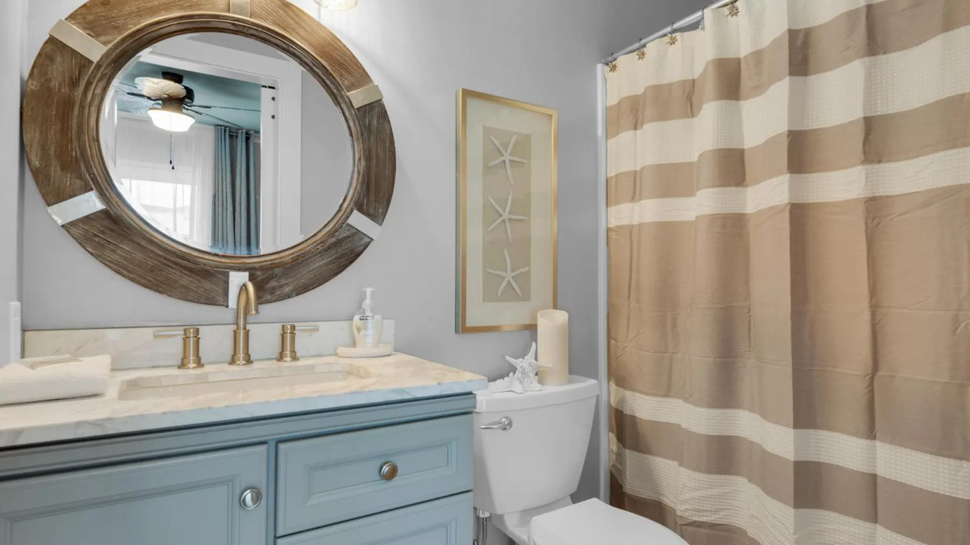 Gulf Winds East 23 By Newman-dailey Holiday home