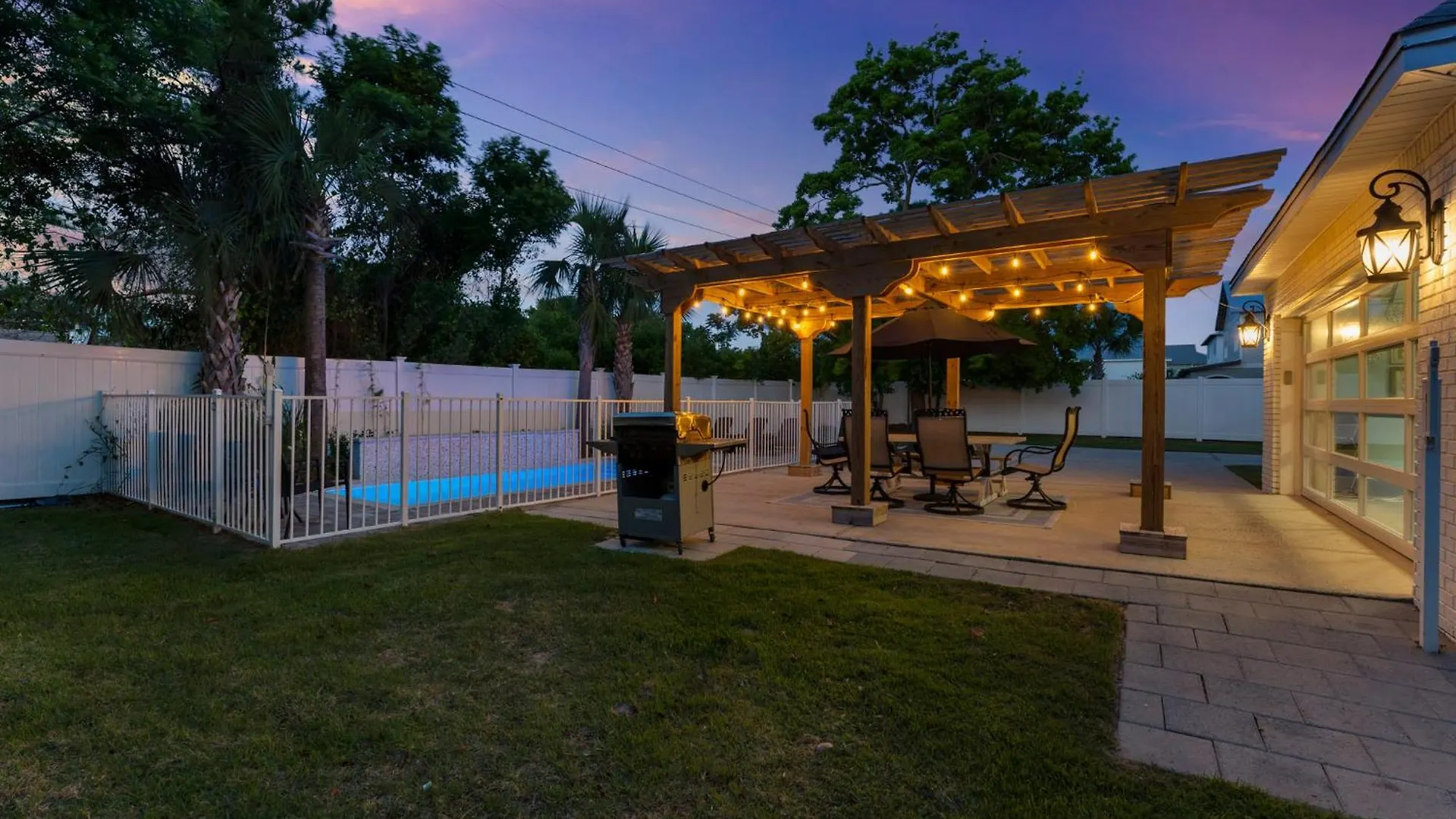 Holiday home A World Away By Newman-dailey Destin