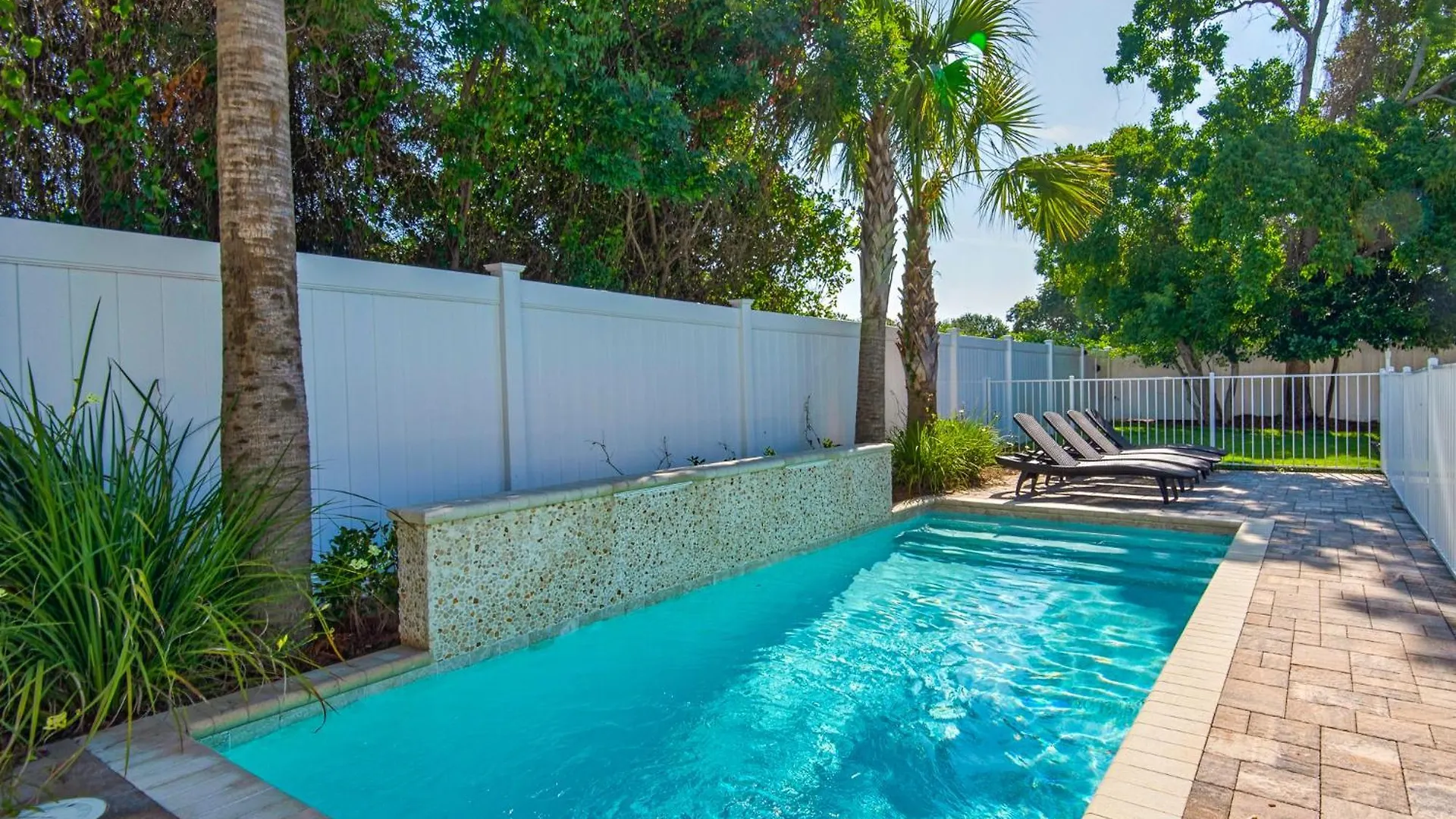 A World Away By Newman-dailey Holiday home