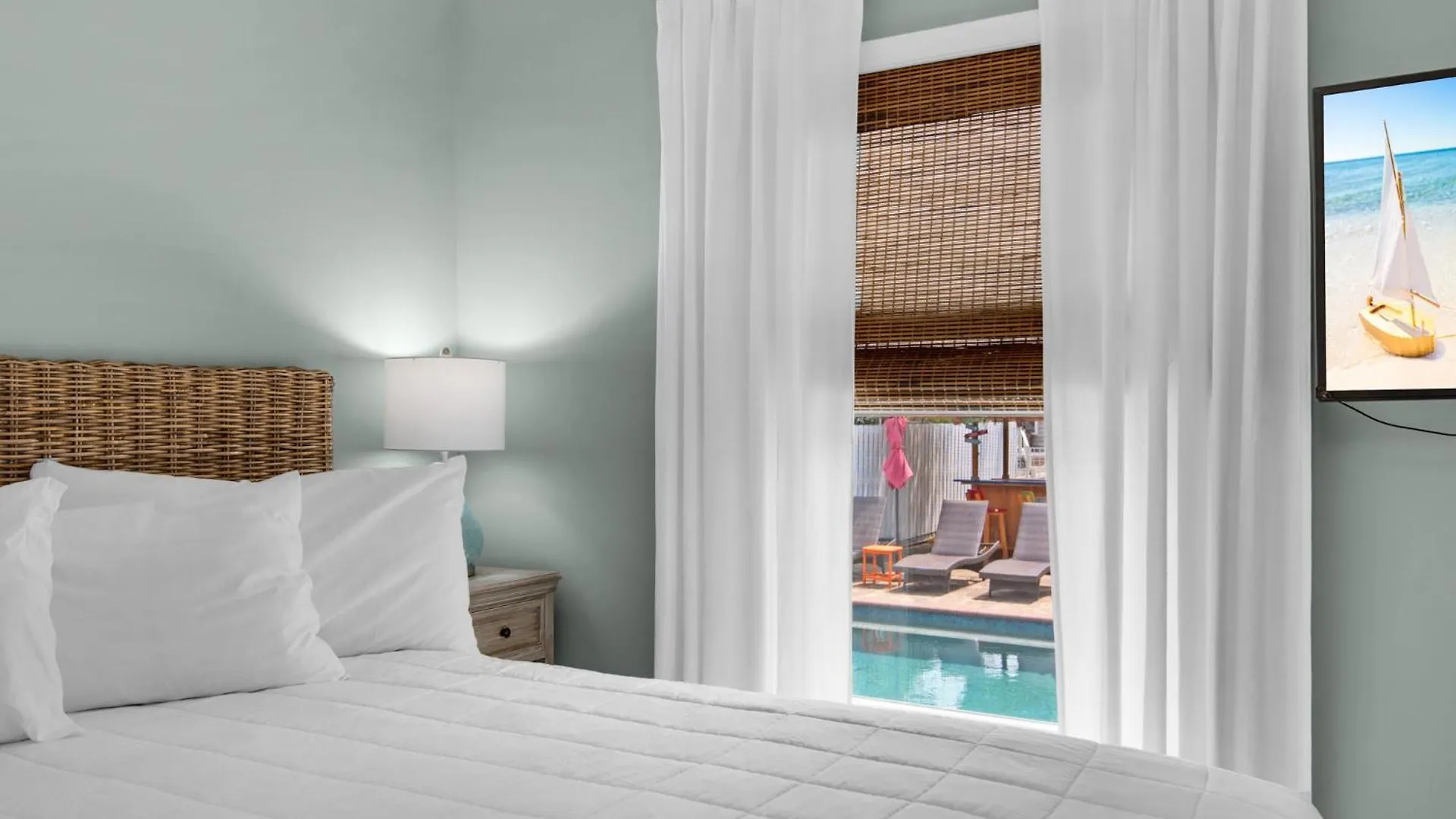 Good Times And Tan Lines By Newman-dailey Holiday home Destin