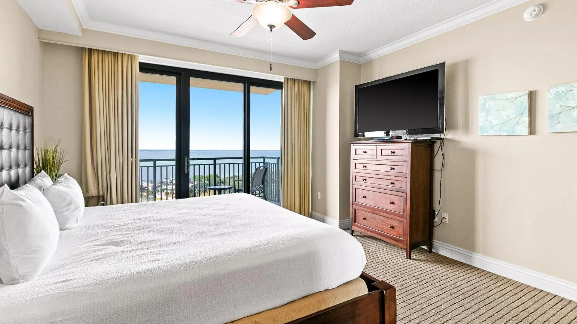 Holiday home Emerald Grande *