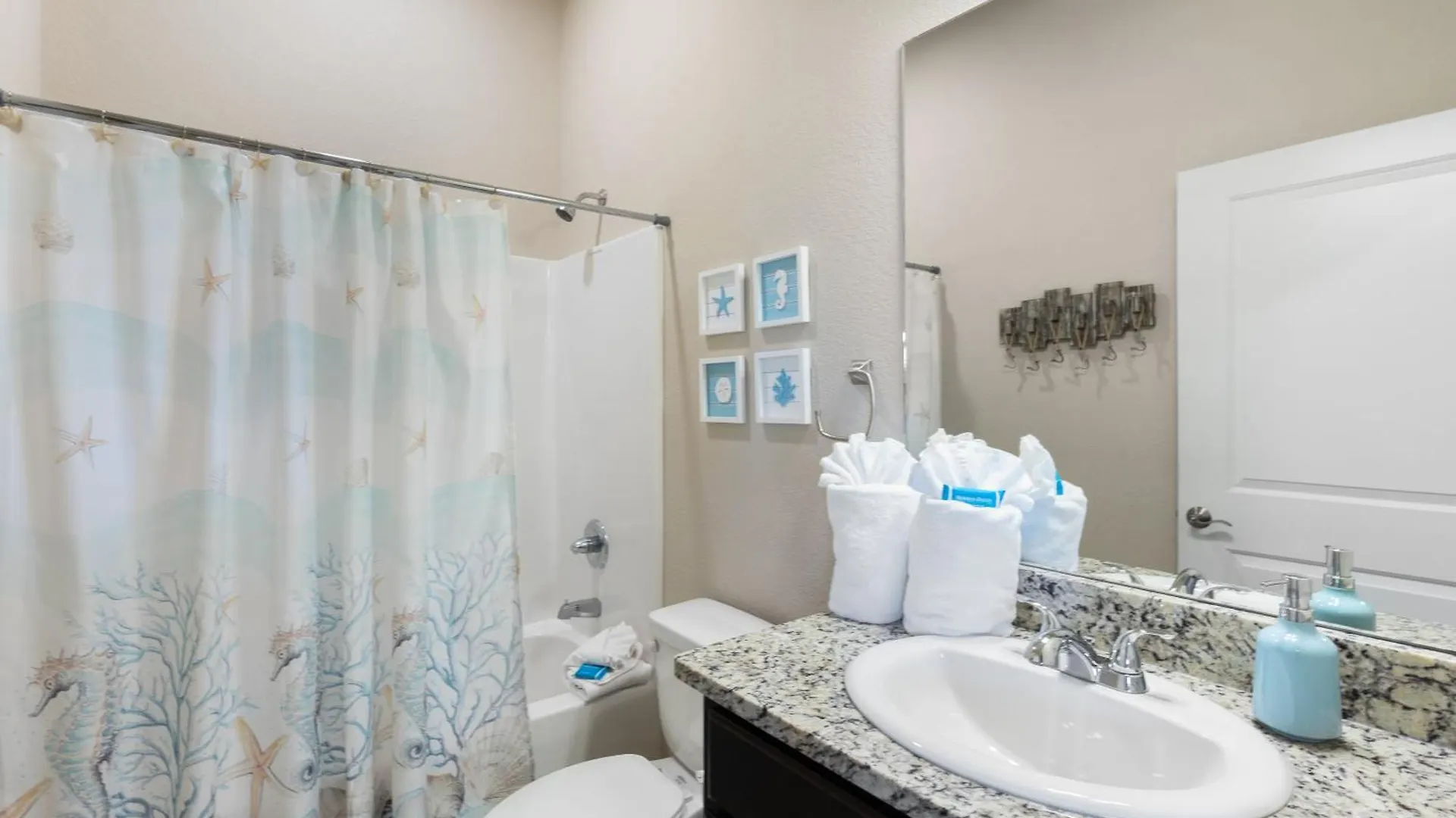 Alerio 405a By Newman-dailey Apartment