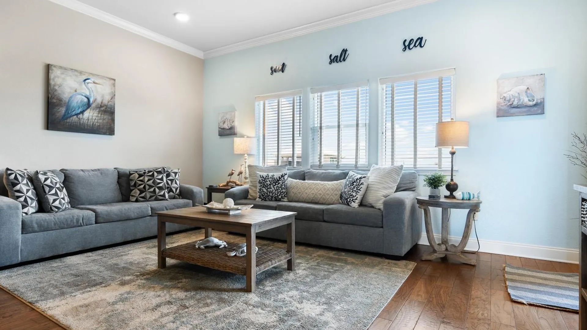Apartment Alerio 405a By Newman-dailey *