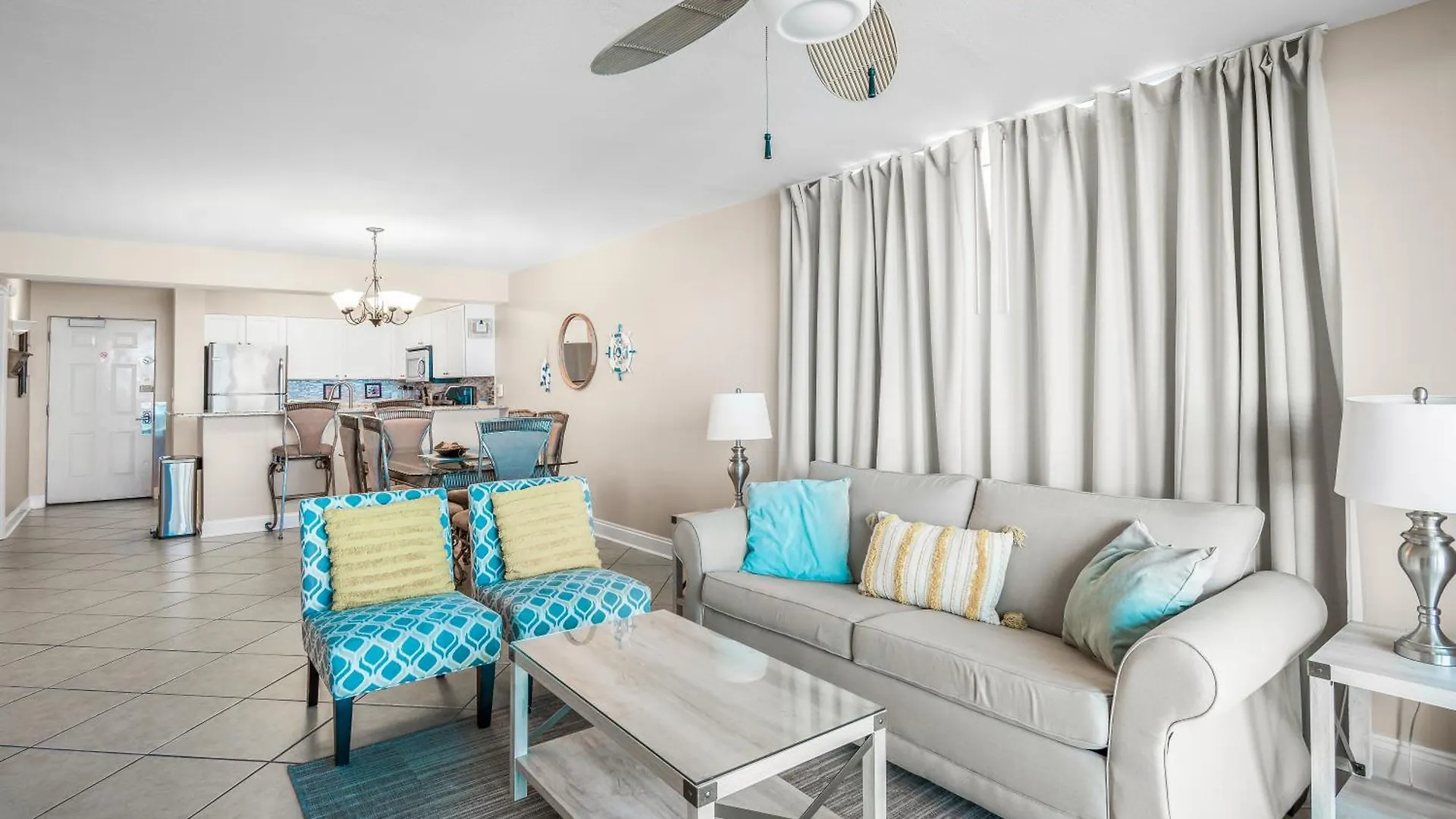 Pelican Apartment