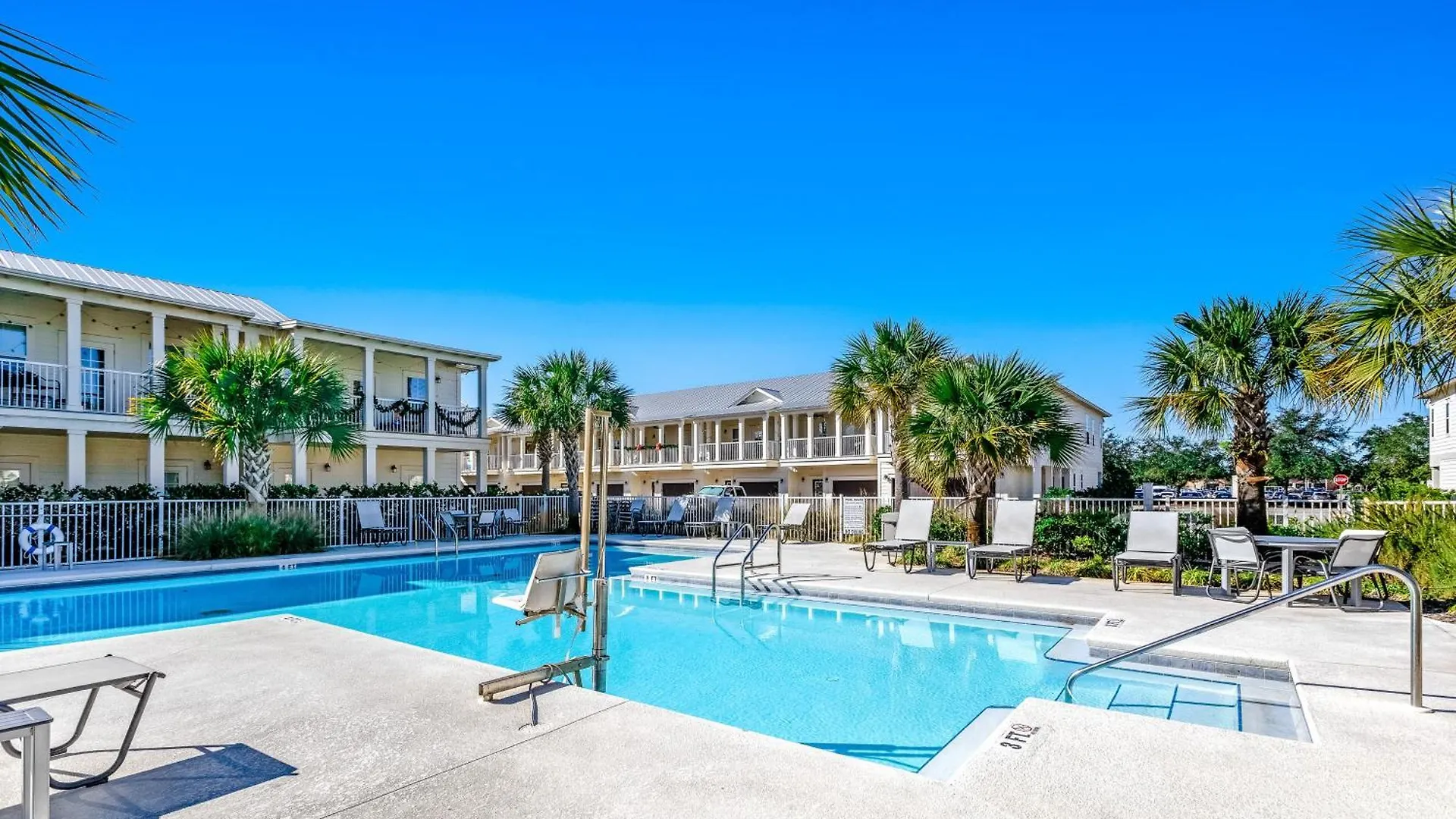 Holiday home Crystal Beach Townhomes *