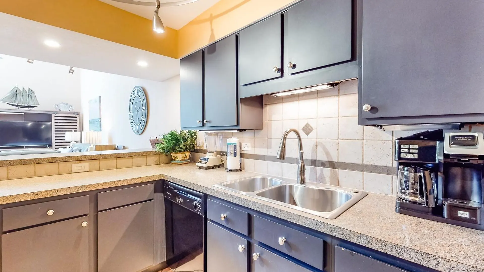 The Mainsail Apartment *
