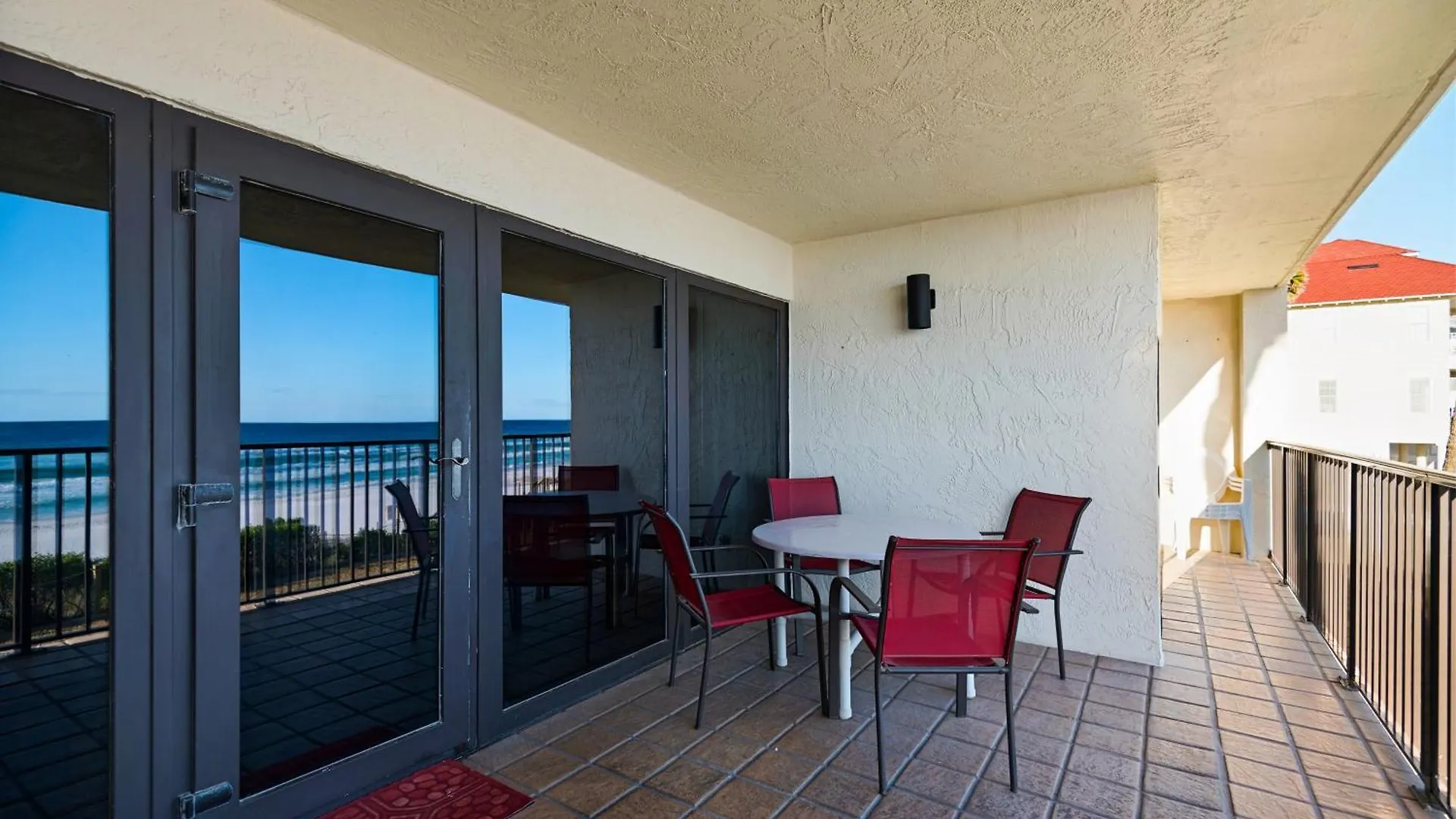 Huntington By The Sea Holiday home