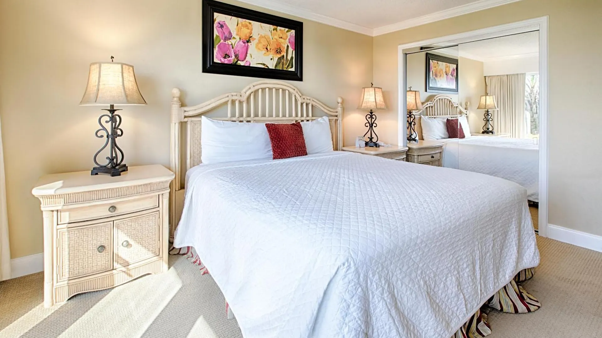 Huntington By The Sea Holiday home