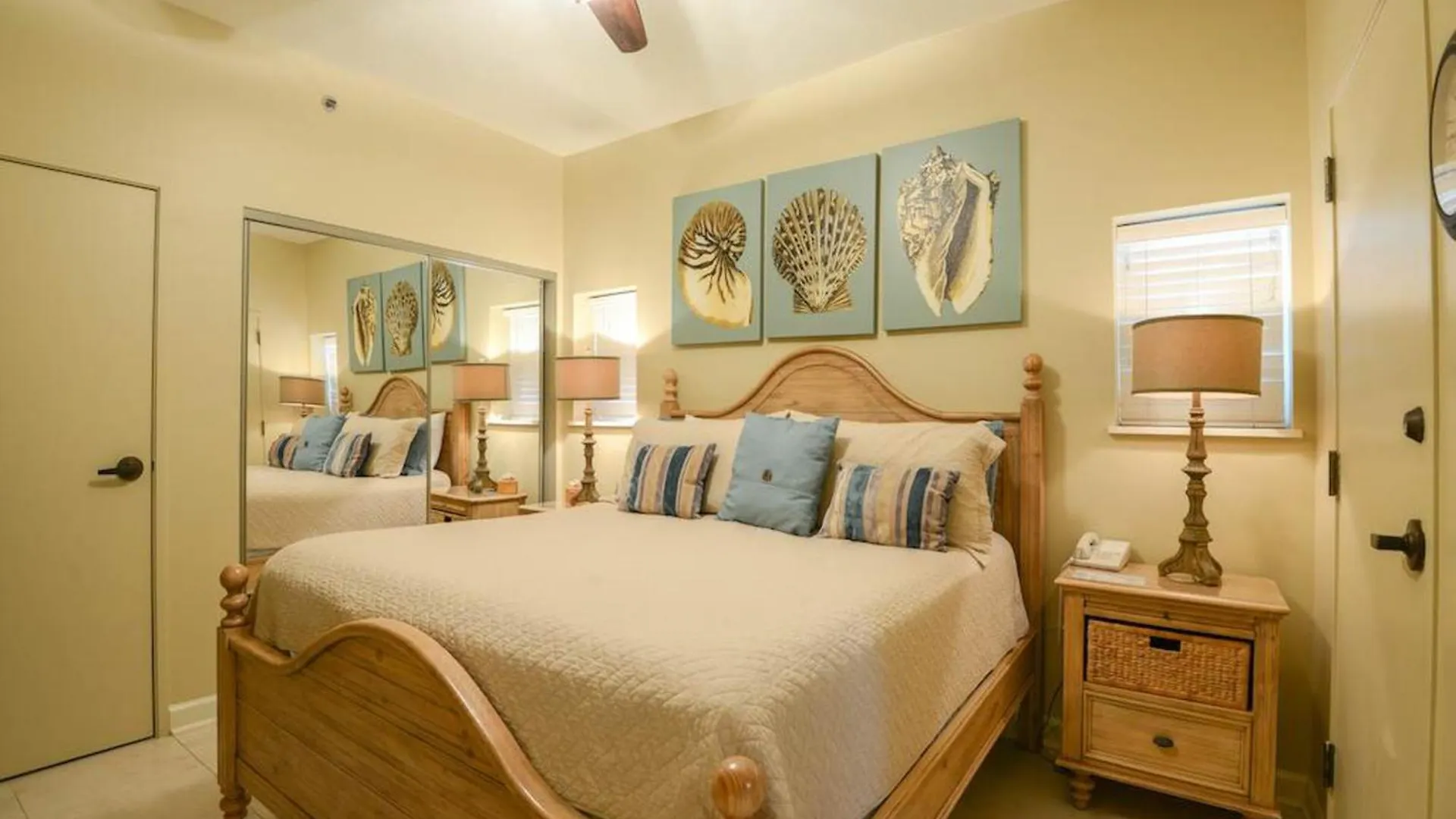 Holiday home Tops'l Tides *