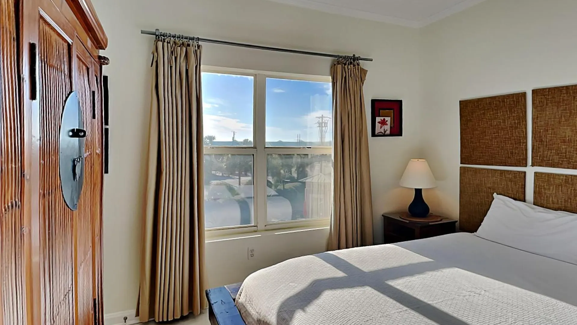 Emerald Waters 307 Apartment *