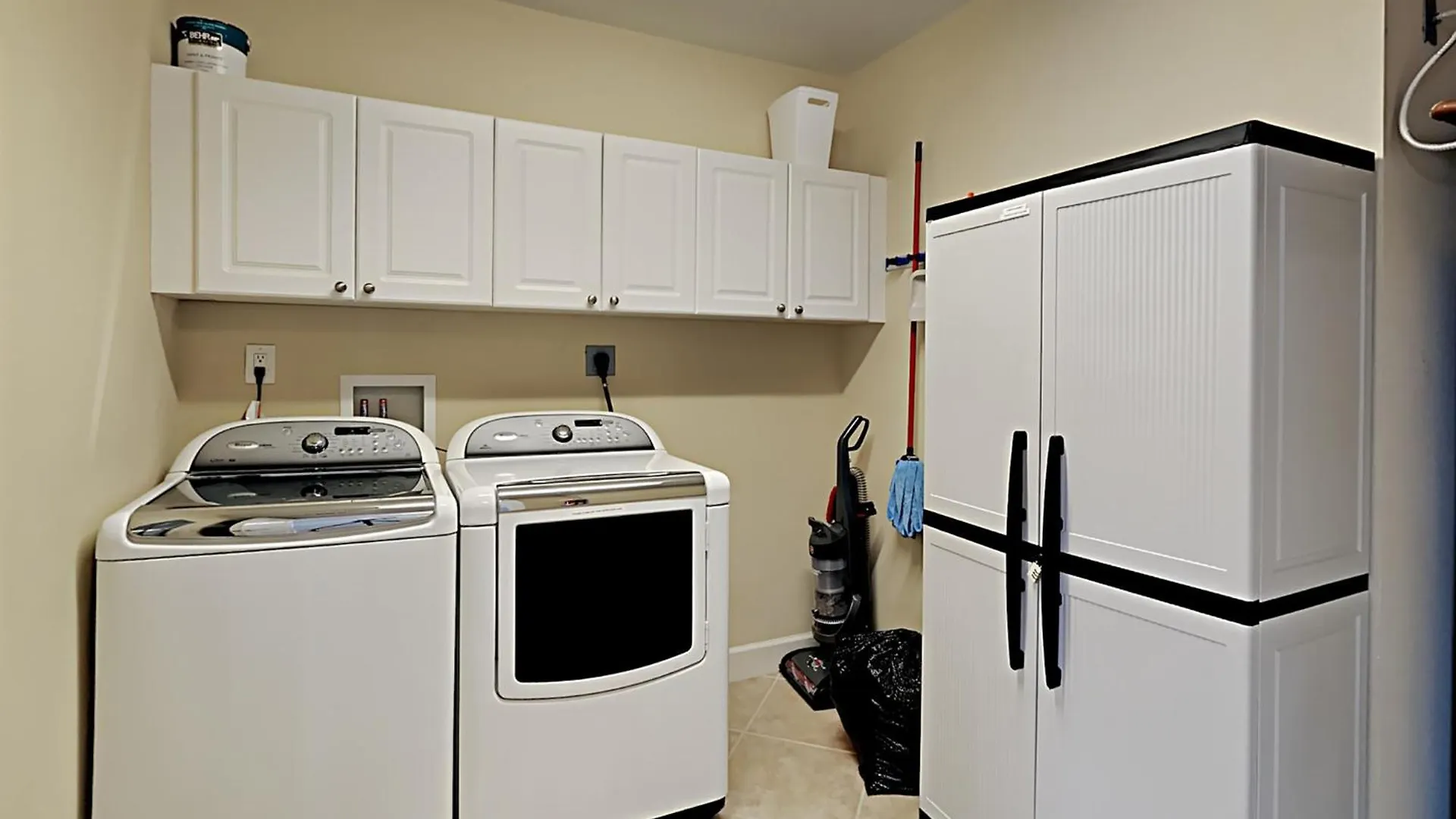 Harbor Landing 601a