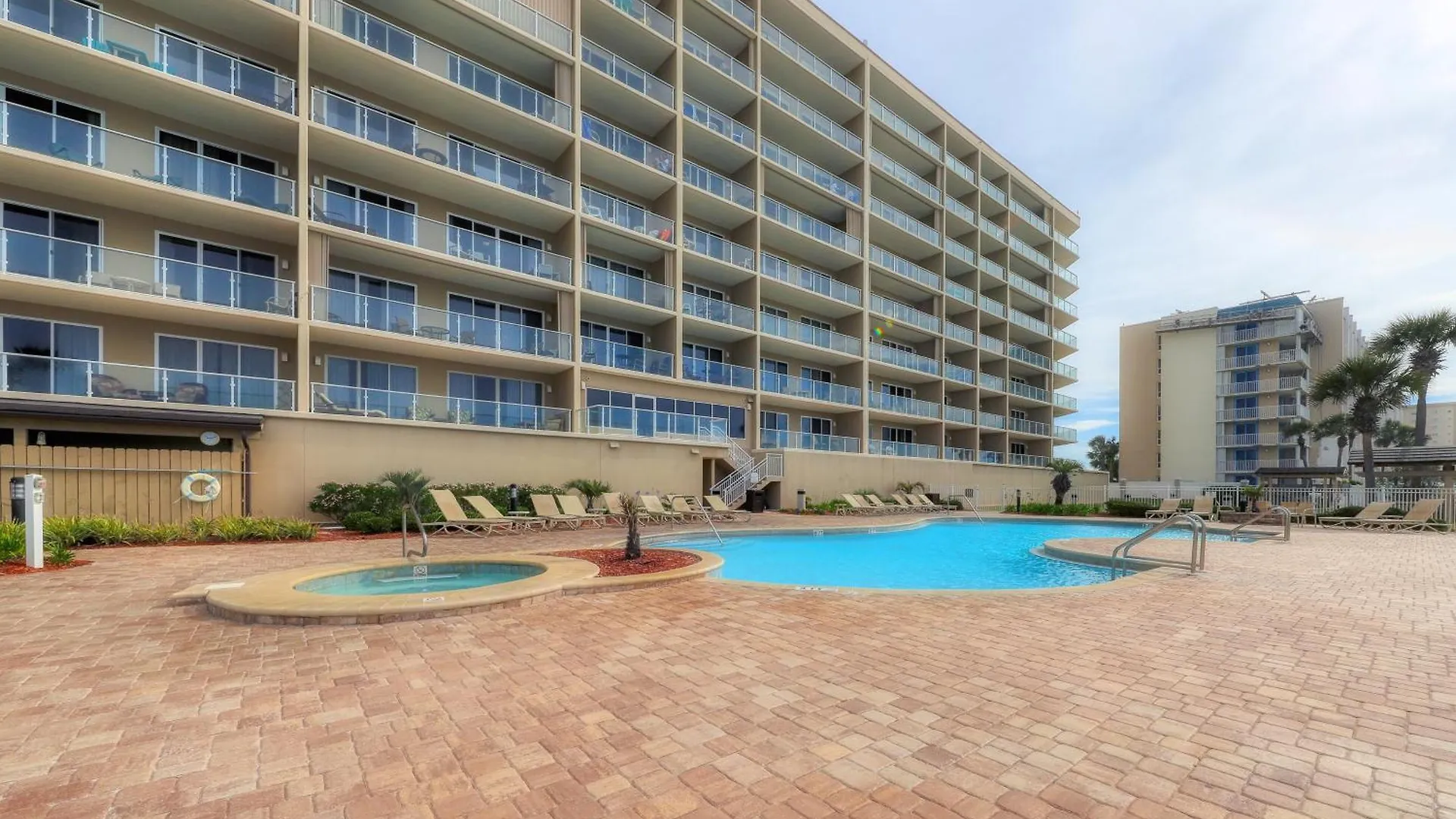 Sterling Sands Apartment *