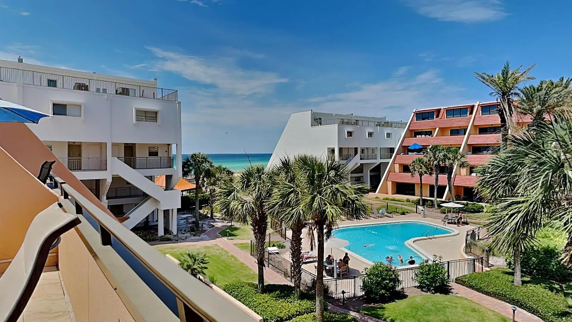 Aegean 327 Destin