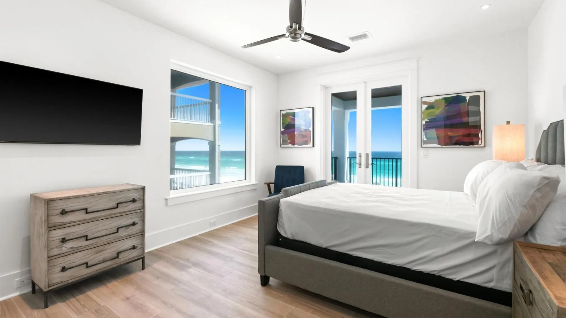 Queen Of Crystal Shores Luxury Beachfront Retreat Holiday home Destin