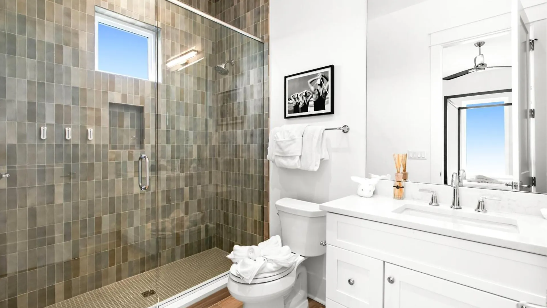 Queen Of Crystal Shores Luxury Beachfront Retreat