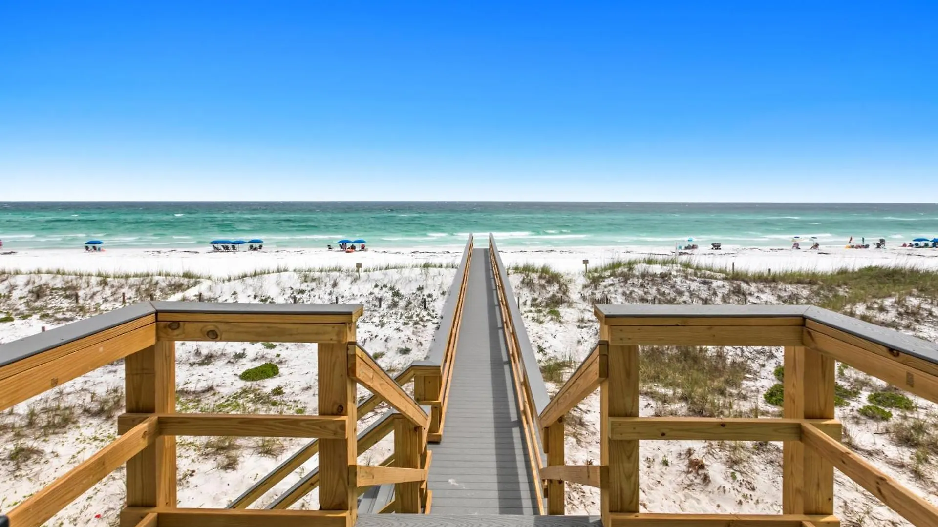 Queen Of Crystal Shores Luxury Beachfront Retreat *