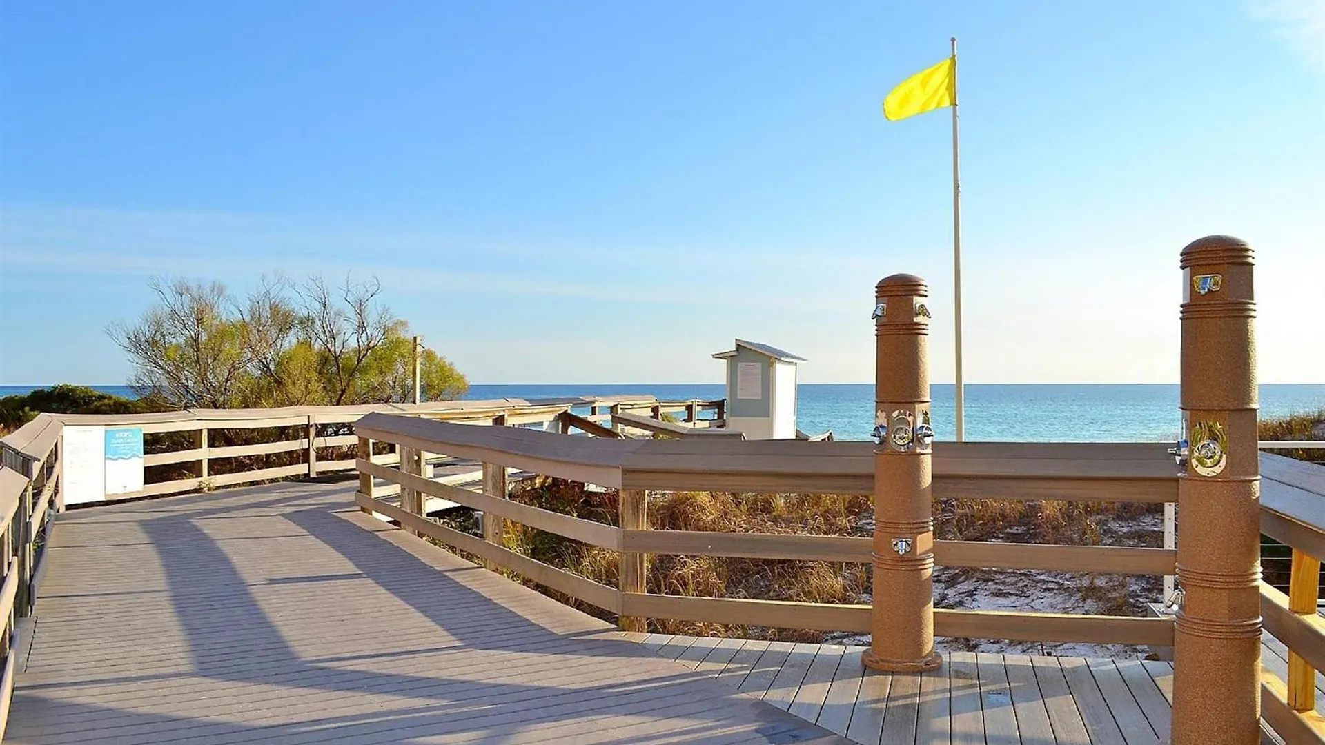 Holiday home Tops'l Manor C-804