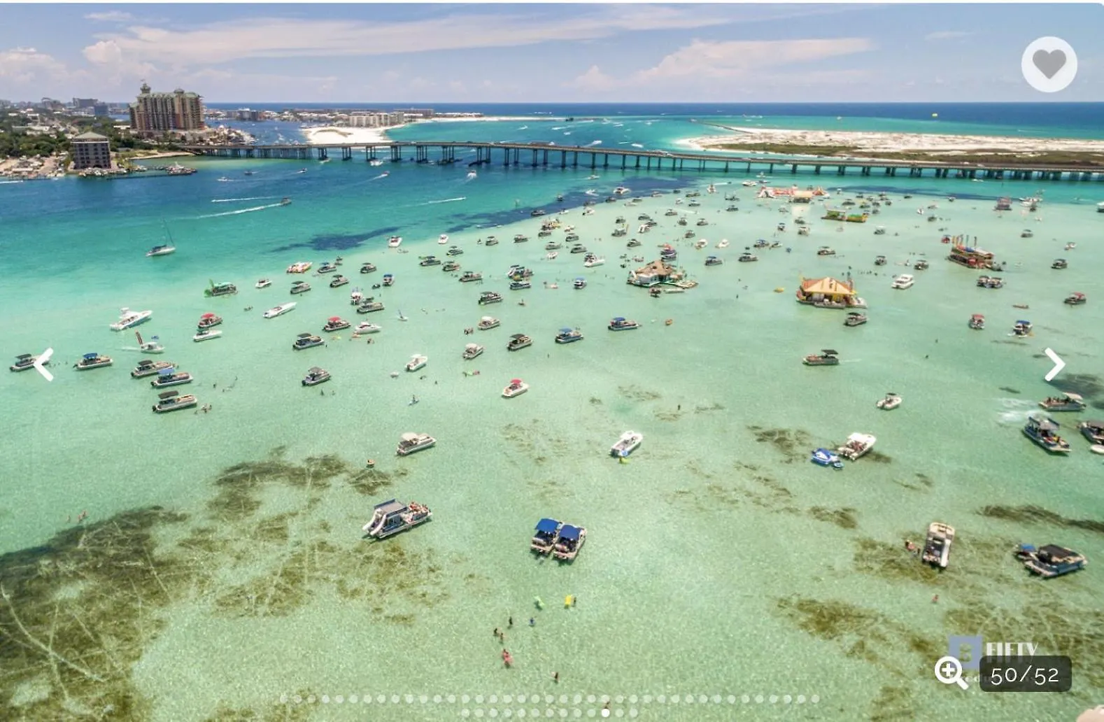 3 Min Walk To Beach- Gulf Breeze Lakefront Retreat! Sleeps 8 度假居