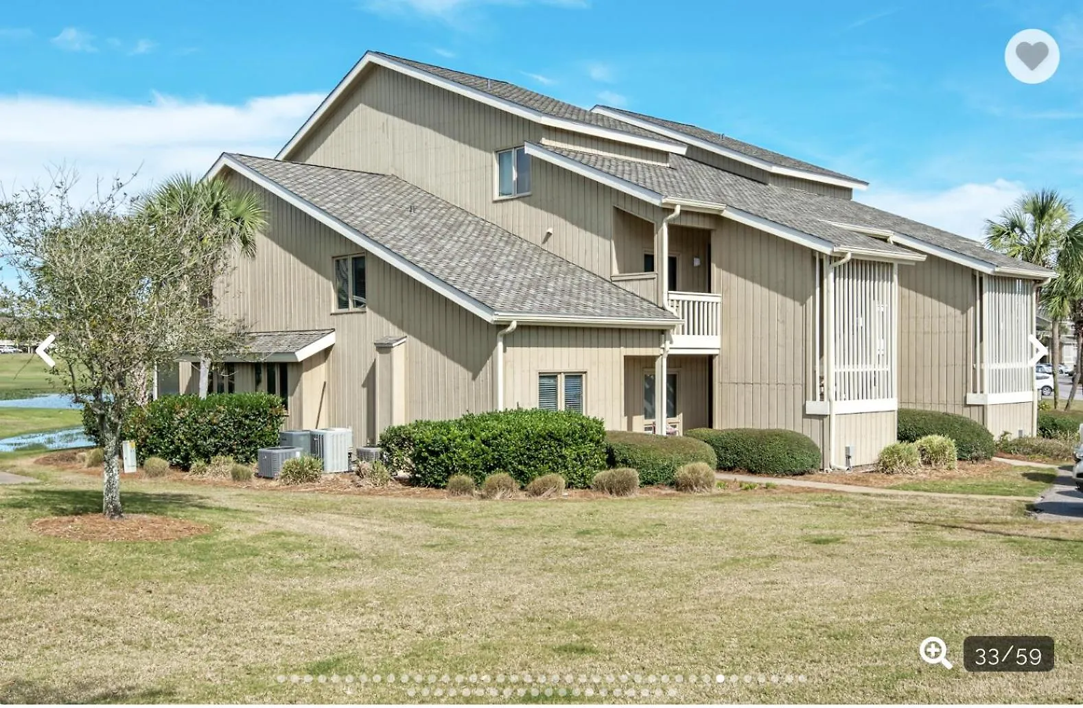 3 Min Walk To Beach- Gulf Breeze Lakefront Retreat! Sleeps 8