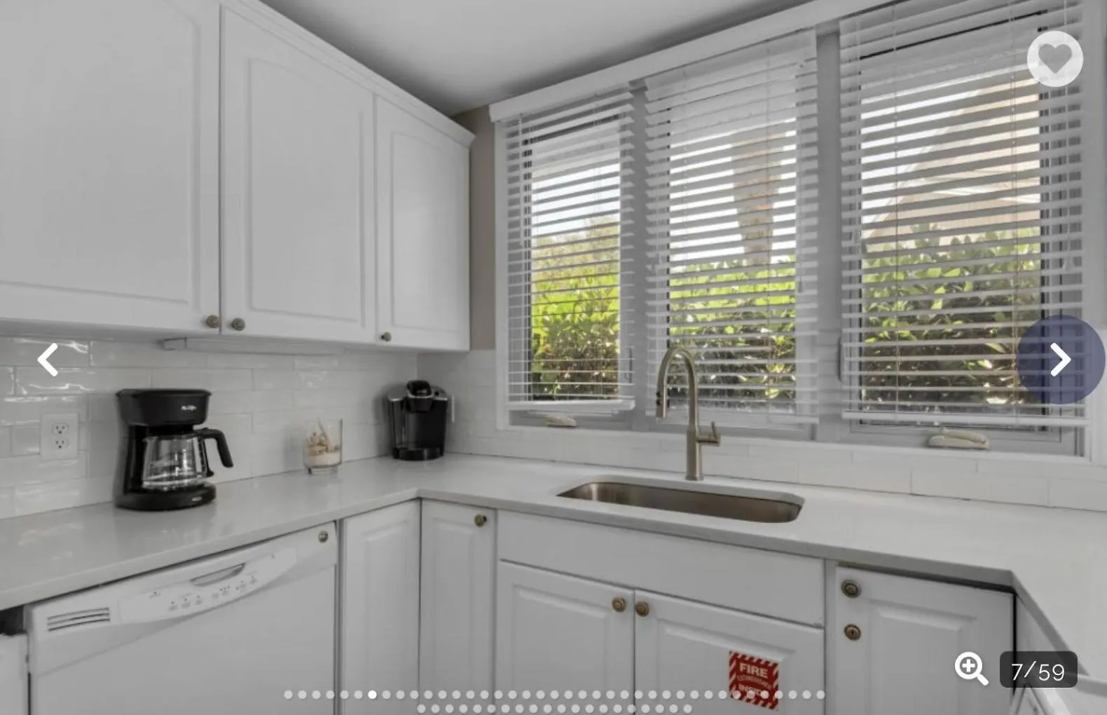 3 Min Walk To Beach- Gulf Breeze Lakefront Retreat! Sleeps 8 度假居 德斯廷