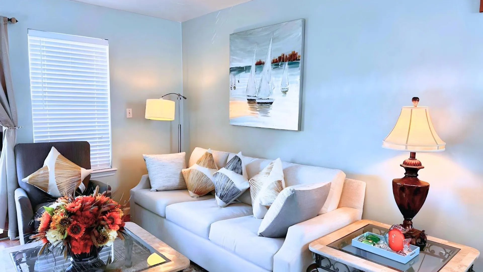 Renovated House, 1 Minute Walk To Miramar Holiday home Destin